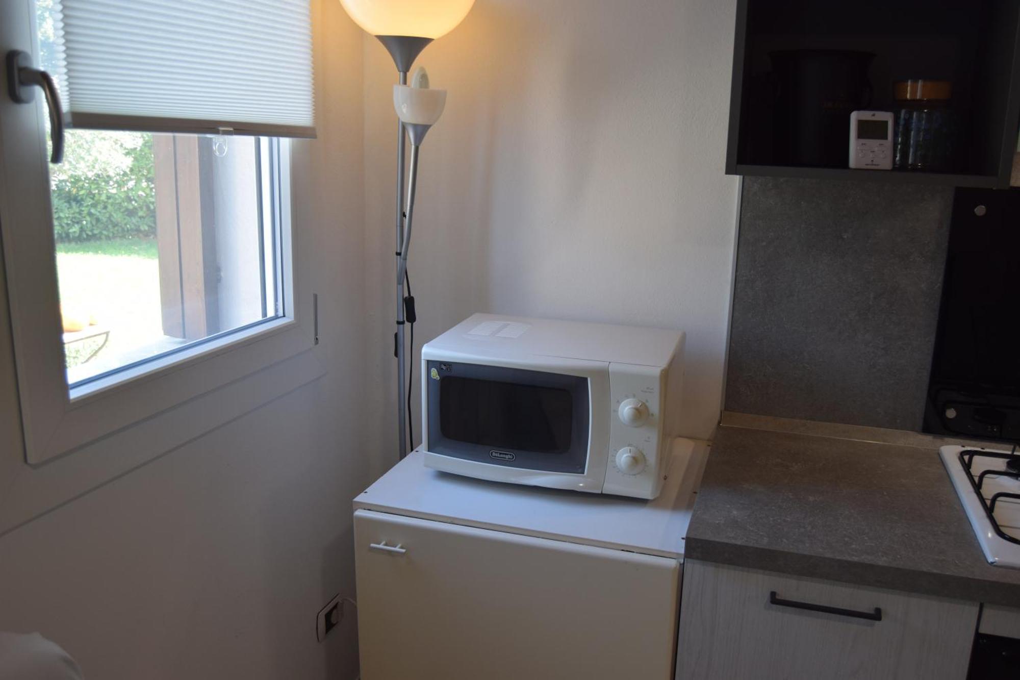 B&B We Care Appartamento Lendinara Bagian luar foto