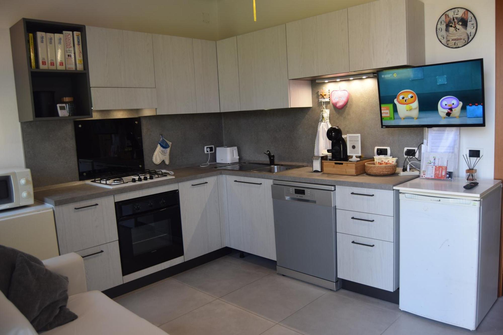 B&B We Care Appartamento Lendinara Bagian luar foto