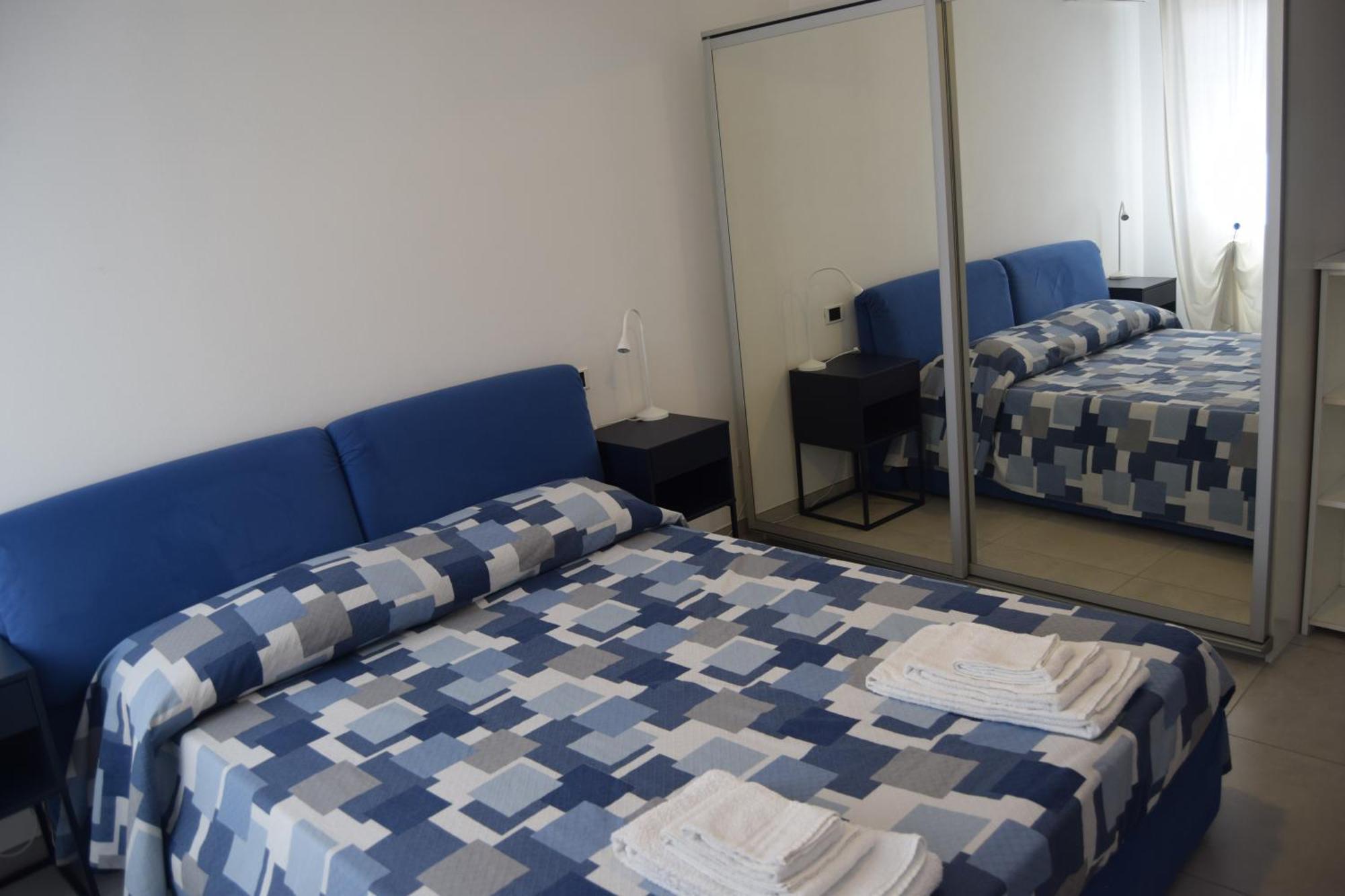 B&B We Care Appartamento Lendinara Bagian luar foto