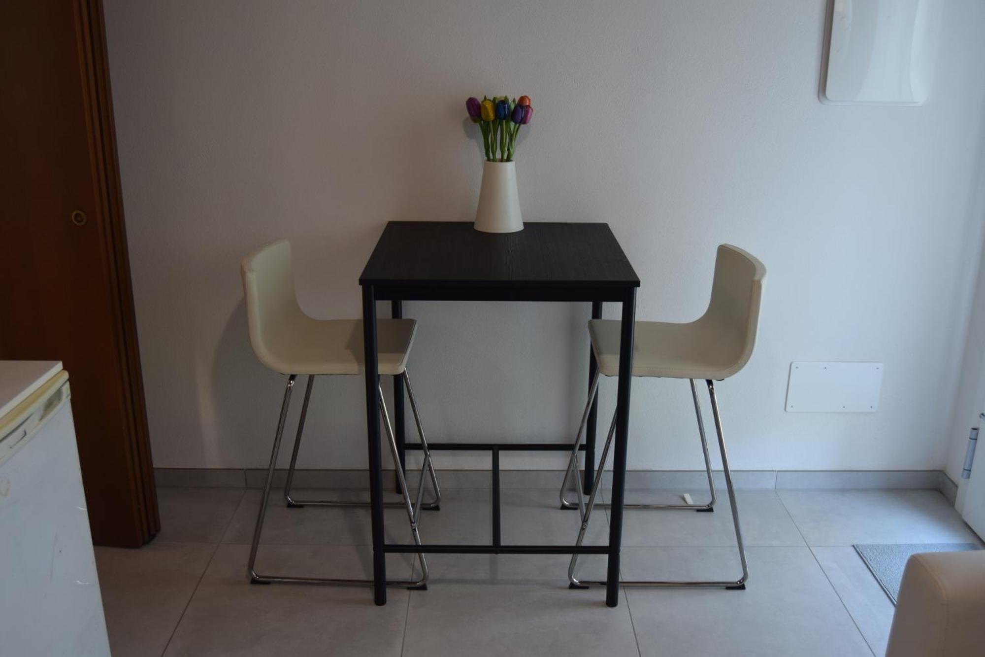 B&B We Care Appartamento Lendinara Bagian luar foto
